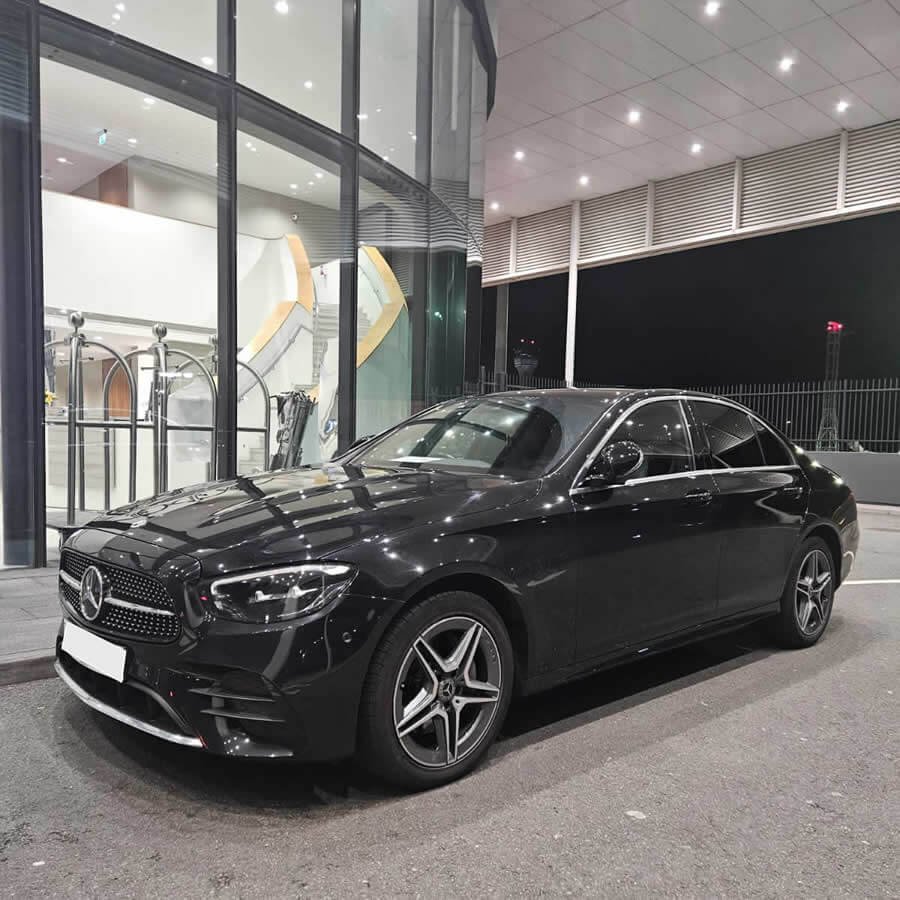 Chauffeuring service